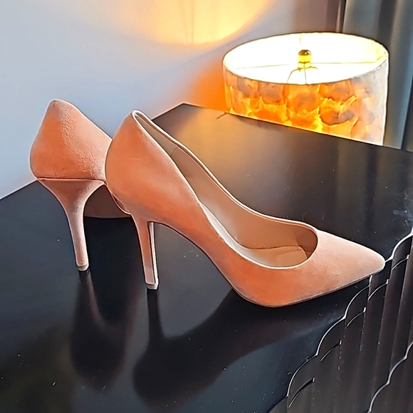 Charles David Shoes - NWOT, Charles David Nude Suede Heels